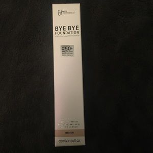 IT Cosmetics Bye Bye Foundation